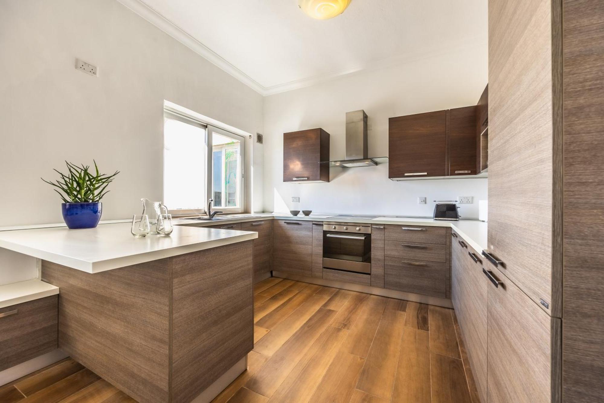 Stunning - Seaview Penthouse 3-Bed + Parking Apartment Sliema Exterior photo