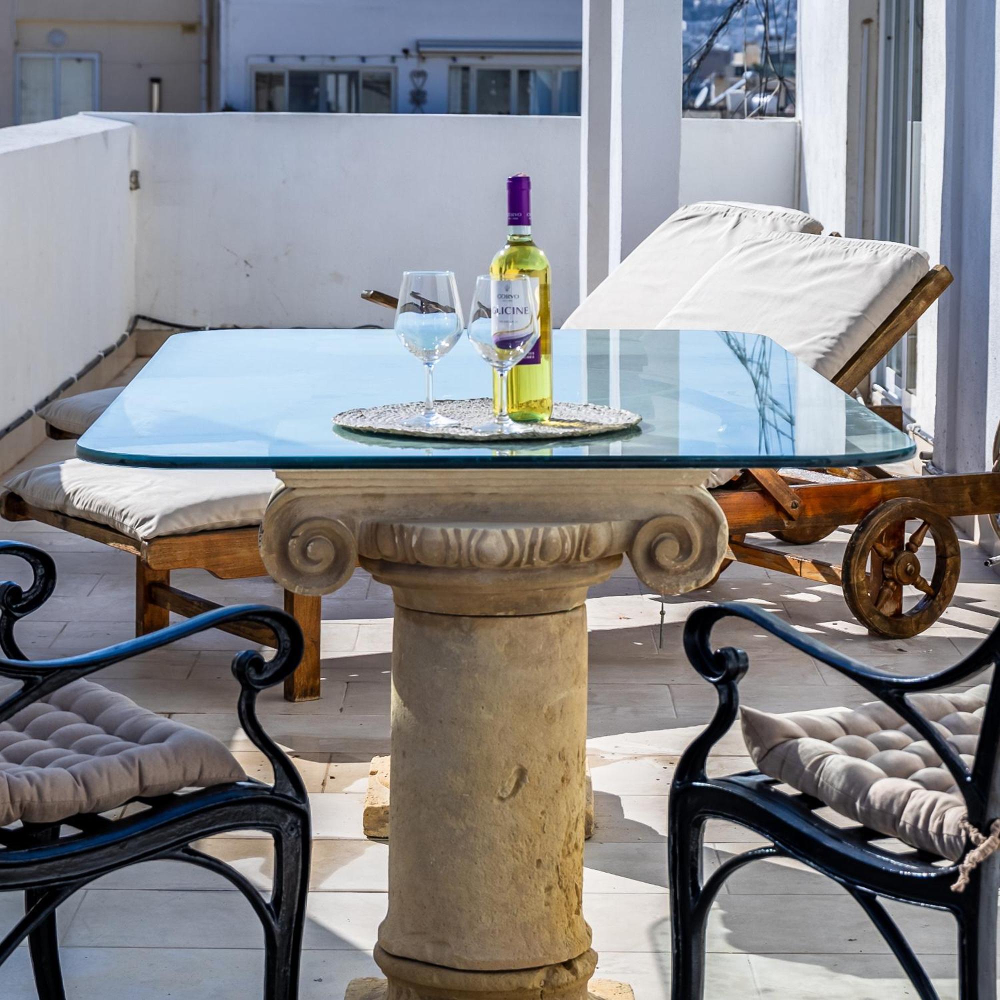 Stunning - Seaview Penthouse 3-Bed + Parking Apartment Sliema Exterior photo